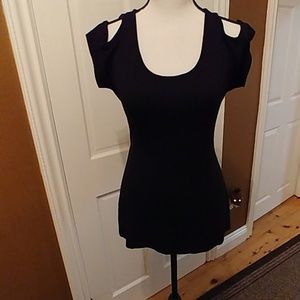 🌺VENUS🌺 FINAL SALE🤑 detailed black shirt (M)